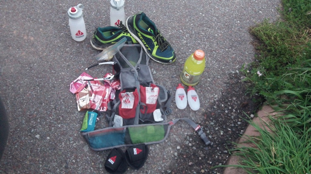 Gear I started with: 32oz of Gatorade, 22oz of water, 7 gels...